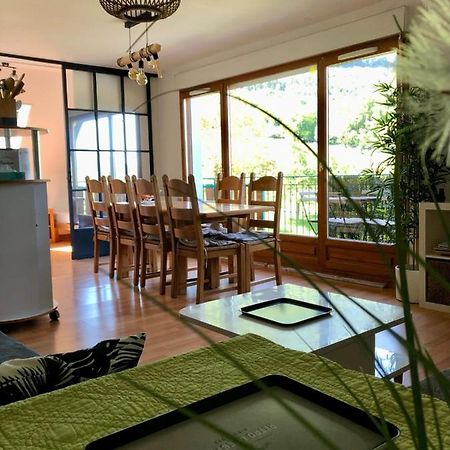 The Green Fee Close To The Golf Course And 5 Minutes From The Lake Giez Екстериор снимка
