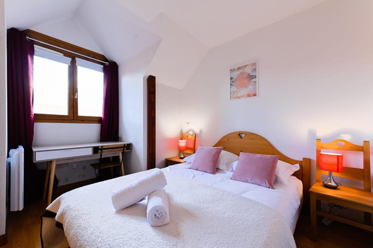 The Green Fee Close To The Golf Course And 5 Minutes From The Lake Giez Екстериор снимка