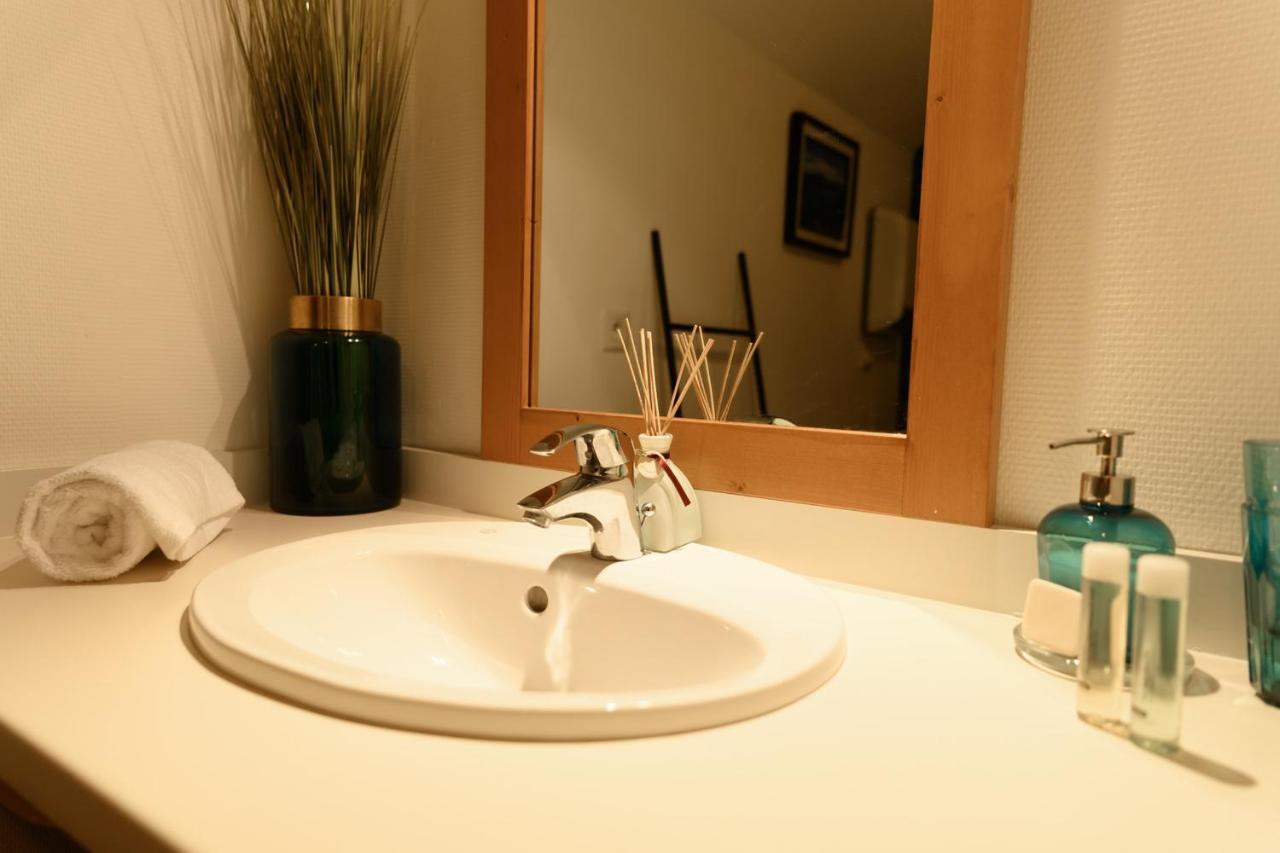 The Green Fee Close To The Golf Course And 5 Minutes From The Lake Giez Екстериор снимка