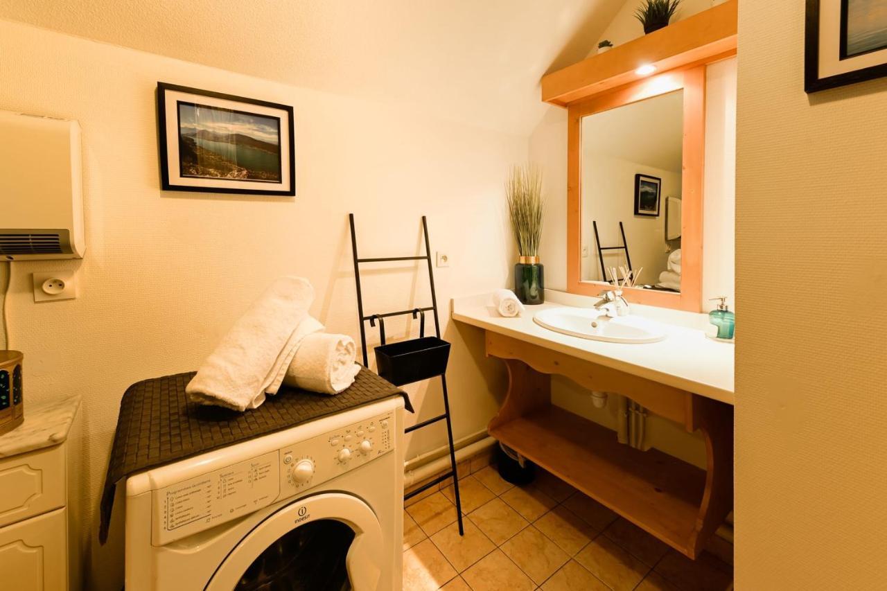 The Green Fee Close To The Golf Course And 5 Minutes From The Lake Giez Екстериор снимка